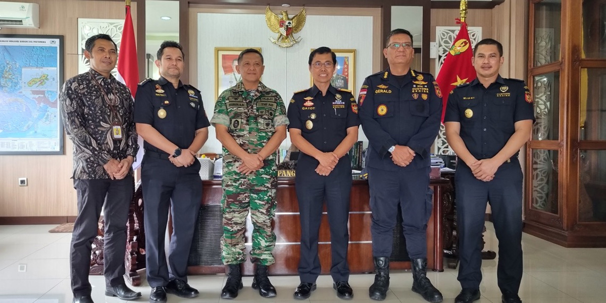 Lewat Kunjungan Kerja Bea Cukai Dan Tni Jalin Sinergi Yang Makin Solid