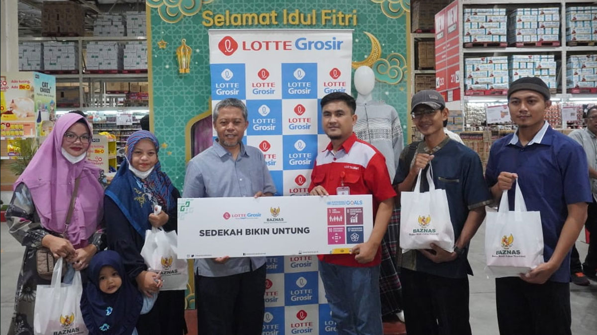 Baznas Dan Lotte Grosir Salurkan Paket Hidangan Berkah Ramadhan