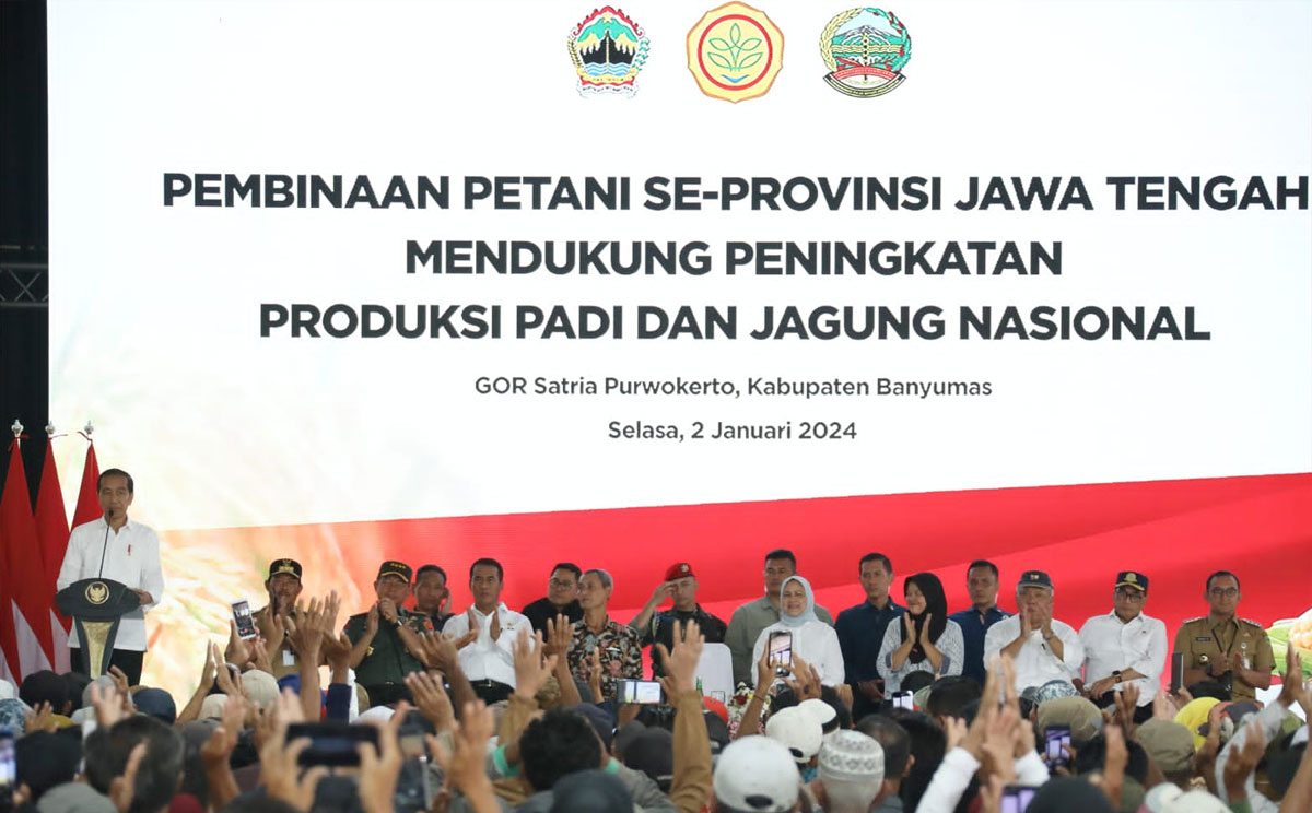 Ribuan Petani Di Banyumas Sambut Kehadiran Presiden Jokowi Dan Mentan