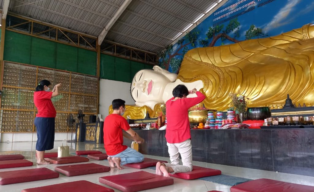 Patung Budha Tidur