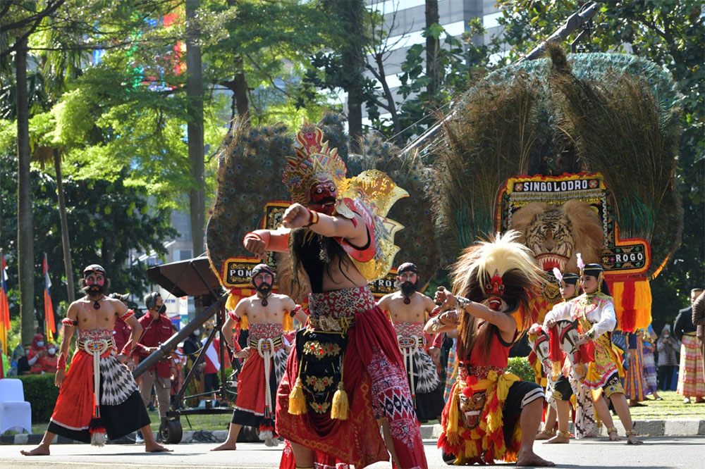 Khazanah Budaya Indonesia Membahana dalam Peringatan Hardiknas 2022 - reog ponorogo - www.indopos.co.id