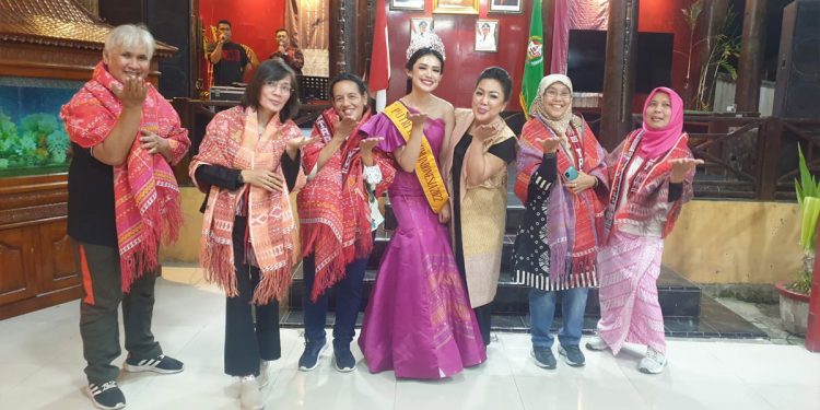 Putri-Otonomi-Indonesia