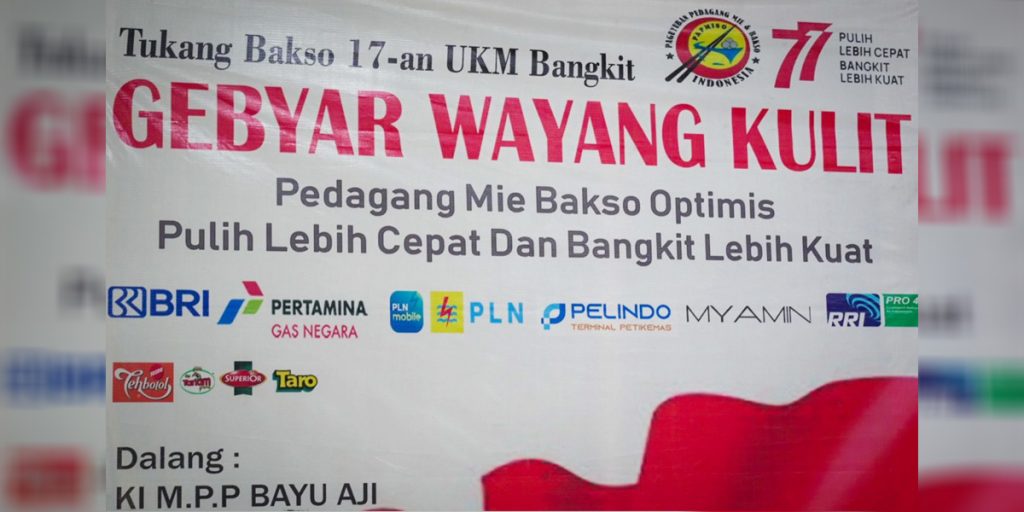 MenKopUKM Ajak Pedagang Mie Bakso Onboarding Digital - gebyar wayang - www.indopos.co.id