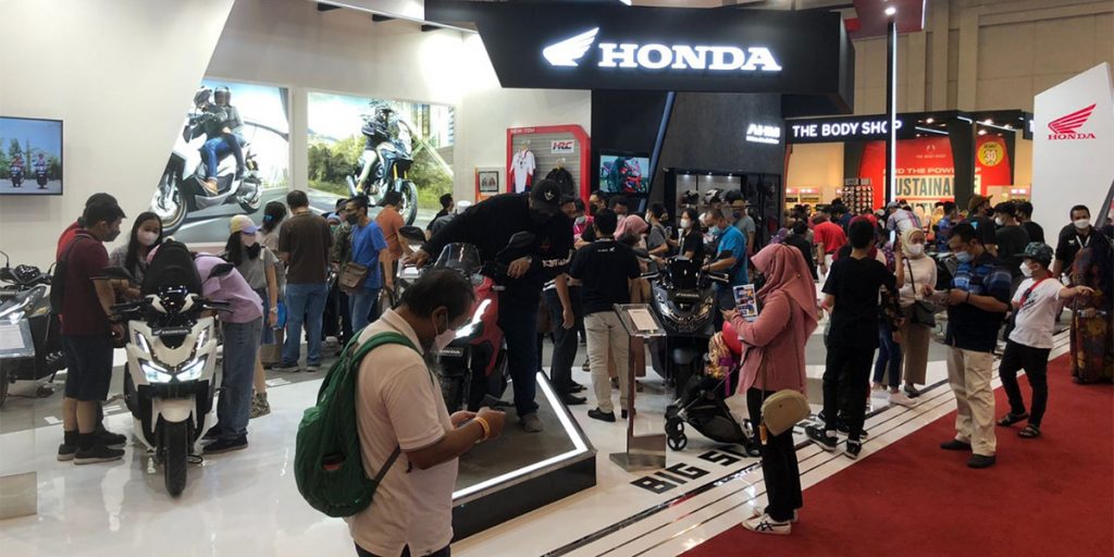 Keren, Dalam Dua Pekan Ribuan Motor Honda Terjual di GIIAS 2022 - honda giias - www.indopos.co.id