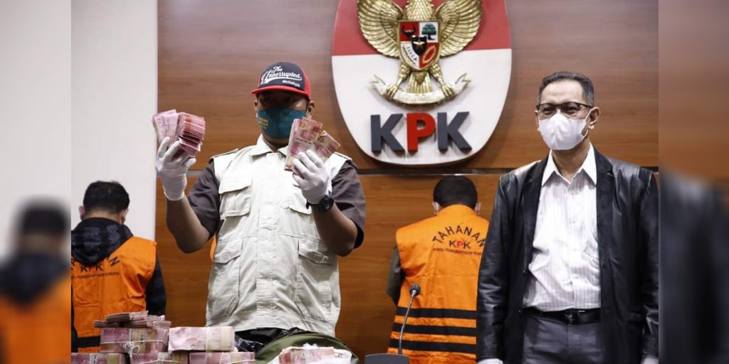 KPK Kembali Tetapkan Eks Bupati Langkat Tersangka Korupsi - kpk barbuk preskon - www.indopos.co.id
