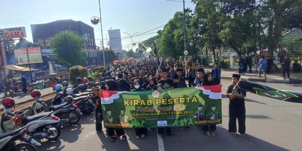 Ratusan Pesilat Cilik Terumbu Banten Unjuk Kebolehan - pesilat cilik banten - www.indopos.co.id
