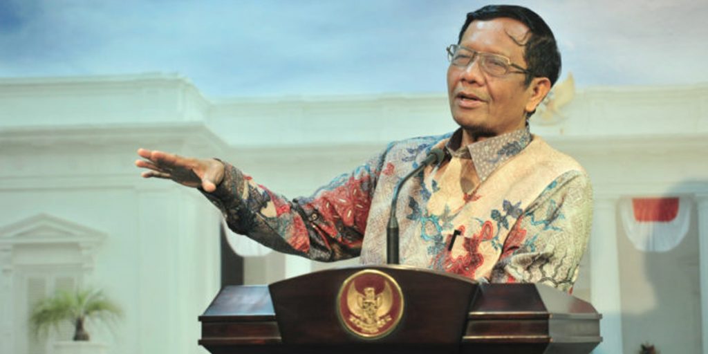 Mahfud MD Pastikan Biaya Kesehatan Insiden Kanjuruhan Diurus Negara - mahfud 2 - www.indopos.co.id