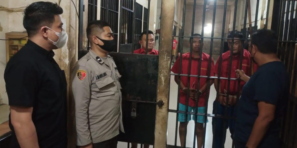 Tiga Oknum Polisi Diduga Terlibat Perampokan Ditangkap, Terancam Pidana dan Dipecat - oknum polisi rampok - www.indopos.co.id