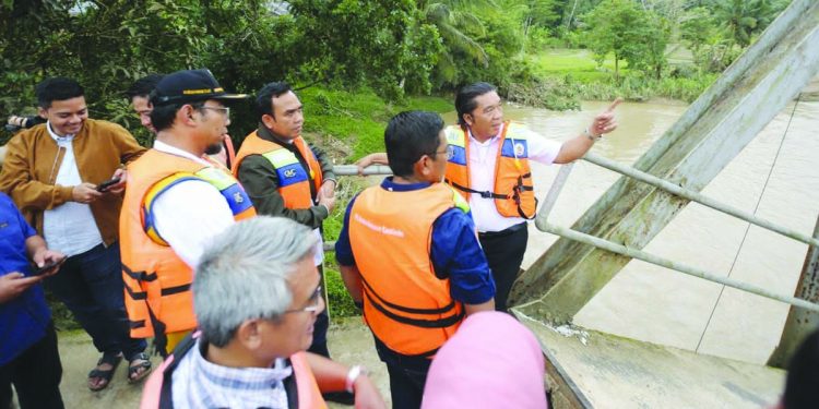 Pemprov Banten Akan Buat Jembatan Darurat yang Terputus Akibat Diterjang Banjir di Kabupaten Lebak - pj - www.indopos.co.id