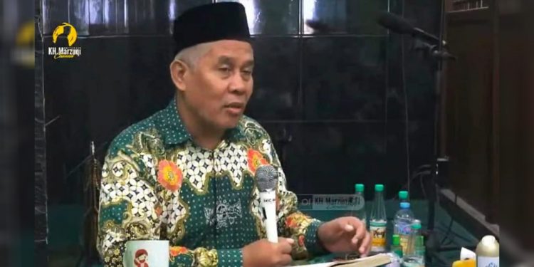 Ketua Pengurus Wilayah Nahdlatul Ulama (PWNU) Jawa Timur (Jatim) KH Marzuqi Mustamar. Foto: Istimewa