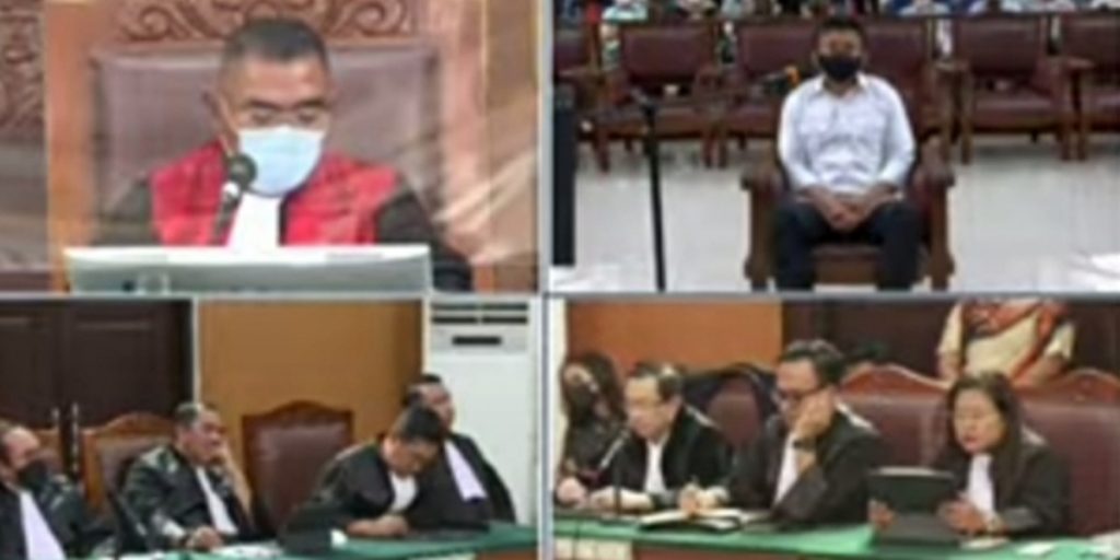 Majelis Hakim Tolak Seluruh Keberatan FS Pada Sidang Putusan Sela - sambo sidang 1 - www.indopos.co.id