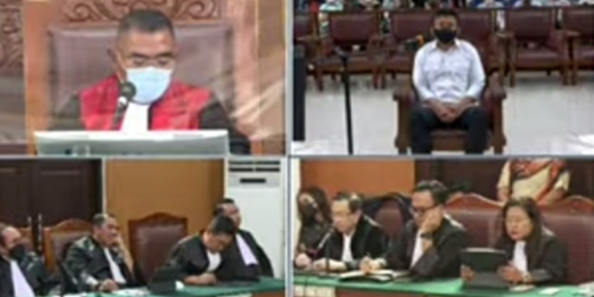 Tolak Eksepsi Sambo, Hakim Lanjutan Sidang Kasus Pembunuhan Brigadir J - sambo sidang 1 - www.indopos.co.id