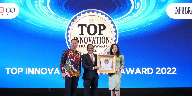 Semen Merah Putih berhasil menyabet penghargaan Top Innovation Choice Award 2022.