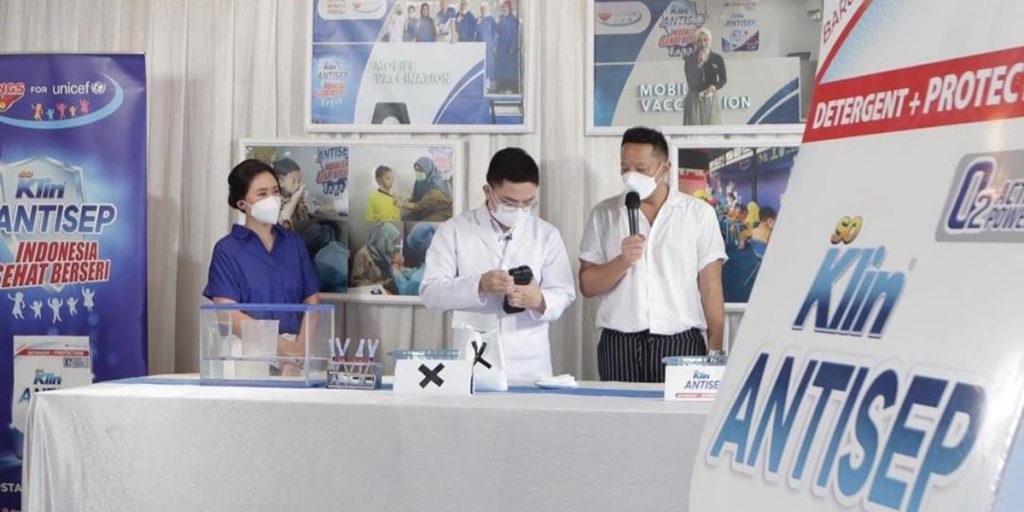 SoKlin Antisep Luncurkan Kampanye Indonesia Sehat Berseri Bantu Pemerintah dalam Edukasi PHBS dan Percepatan Imunisasi Anak - soklin antisep - www.indopos.co.id