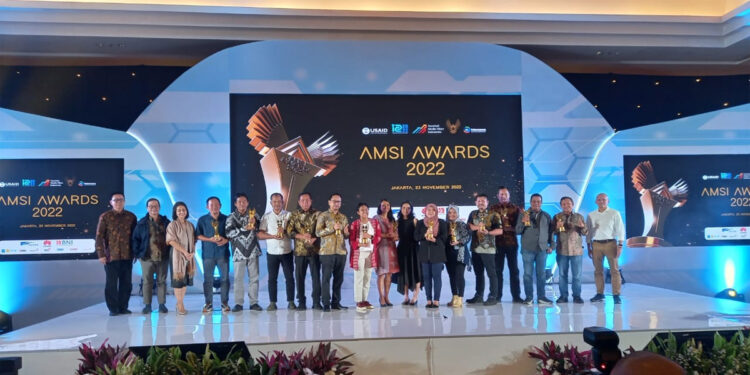Asosiasi Media Siber Indonesia (AMSI) menggelar award bagi media siber nasional dan media siber lokal. Foto: Dok AMSI