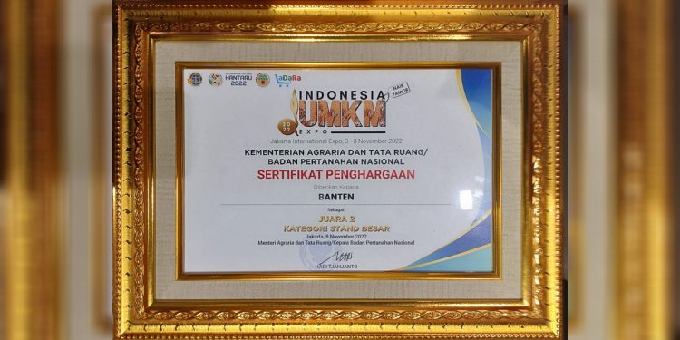 Penghargaan bergengsi pameran UMKM Expo 2022 diraih oleh BPN Kantah Kabupaten Tangerang. Foto: BPN Kabupaten Tangerang