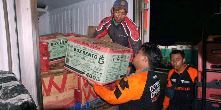 Penyaluran bantuan bagi korban gempa Cianjur. Foto: Dompet Dhuafa for INDOPOS.CO.ID
