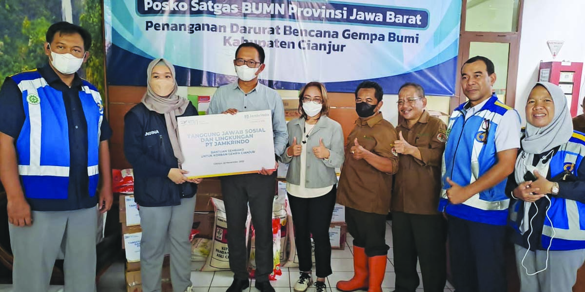 Jamkrindo Salurkan Bantuan Tanggap Darurat Gempa Di Cianjur Dan ...