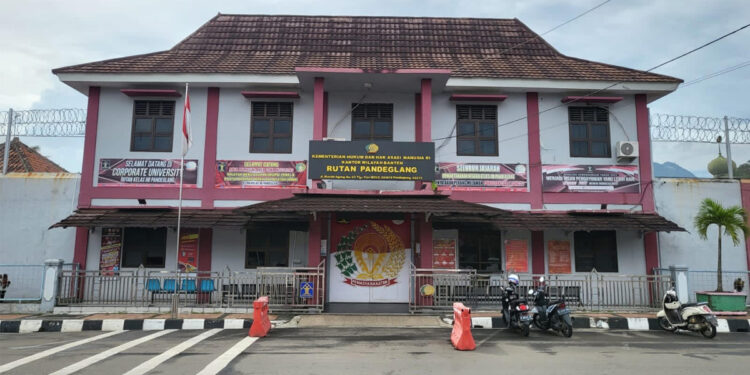 Tampak depan Rumah Tahanan Kelas IIb, Pandeglang, Banten. Foto: dok indopos.co.id