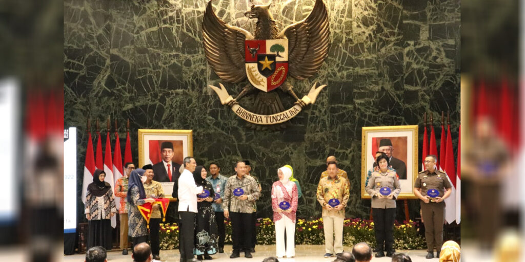 45 Badan Publik di Jakarta Raih Anugerah Penghargaan KIP - pj gub - www.indopos.co.id