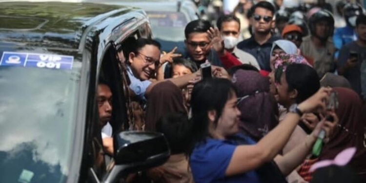 Anies Baswedan saat melalukan safari politik di Kota Makassar. Foto: Instagram/@aniesbaswedan