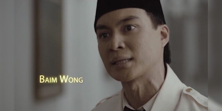 Baim Wong memerankan Soekarno dalam film sejarah spesial yang berjudul Jenderal Soedirman yang akan tayang pada Sabtu, 28 Januari 2023 pukul 21.00 WIB.