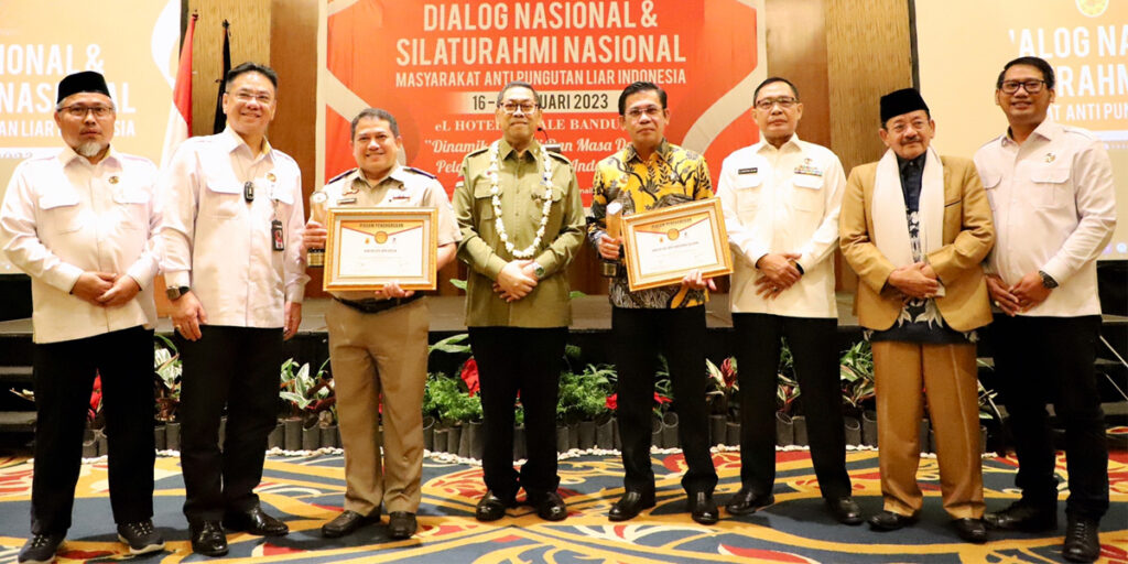 Dijuluki Pelayanan Publik Terinovatif, Kantah Tangsel Raih Penghargaan MAPI Award - kantah tangsel - www.indopos.co.id