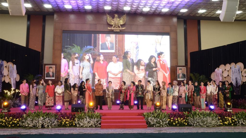Baru Dikukuhkan, Kebaya Foundation DKI Jakarta Ingin Tingkatkan Literasi Berkebaya Pada Milenial - kebaya - www.indopos.co.id