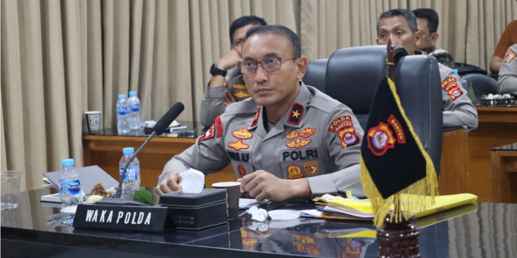 Wakapolda Banten Brigjen Polisi M Sabilul Arif dalam rapat persiapan pengamanan imlek. Foto : Humas Polda Banten for indopos.co.id