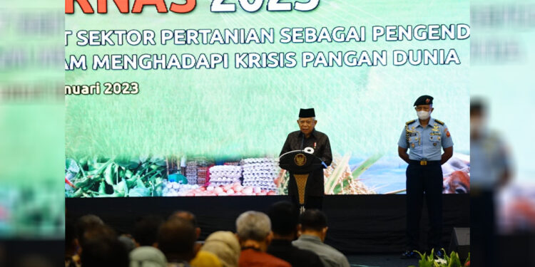 Wapres KH Ma'ruf Amin pada Rakernas Pembangunan Pertanian 2023 dengan tema "Memperkuat Sektor Pertanian Sebagai Pengendali Inflasi Dalam Menghadapi Krisis Pangan Dunia" yang berlangsung di Jakarta, Rabu (25/1/2023).