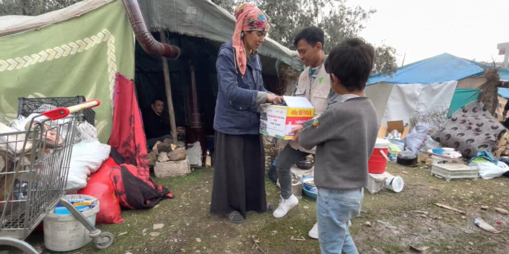 Dompet Dhuafa Kirim 100 Paket Bantuan Sembako ke Penyintas Gempa di Turki dan Suriah - bantuan gempa turki - www.indopos.co.id