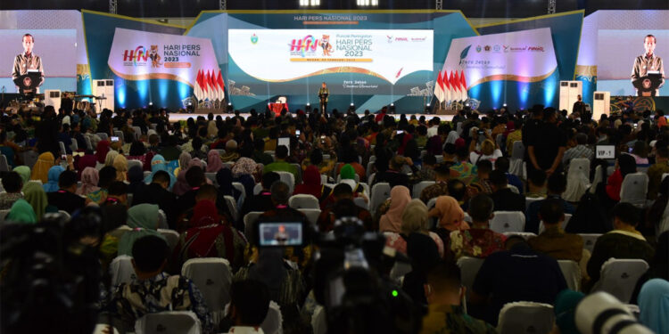 Presiden Jokowi menghadiri Puncak Peringatan HPN 2023, di Deli Serdang, Sumatera Utara, Kamis (9/2/2023). Foto: Humas Setkab