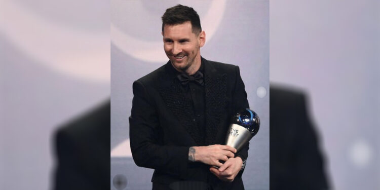 Lionel Messi berhasil meraih penghargaan sebagai pemain pria terbaik FIFA tahun ini. Foto: Instagram/@fifaworldcup