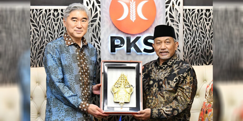 Presiden PKS: Kami Komitmen Menjaga Iklim Demokrasi di Indonesia - pks 1 - www.indopos.co.id