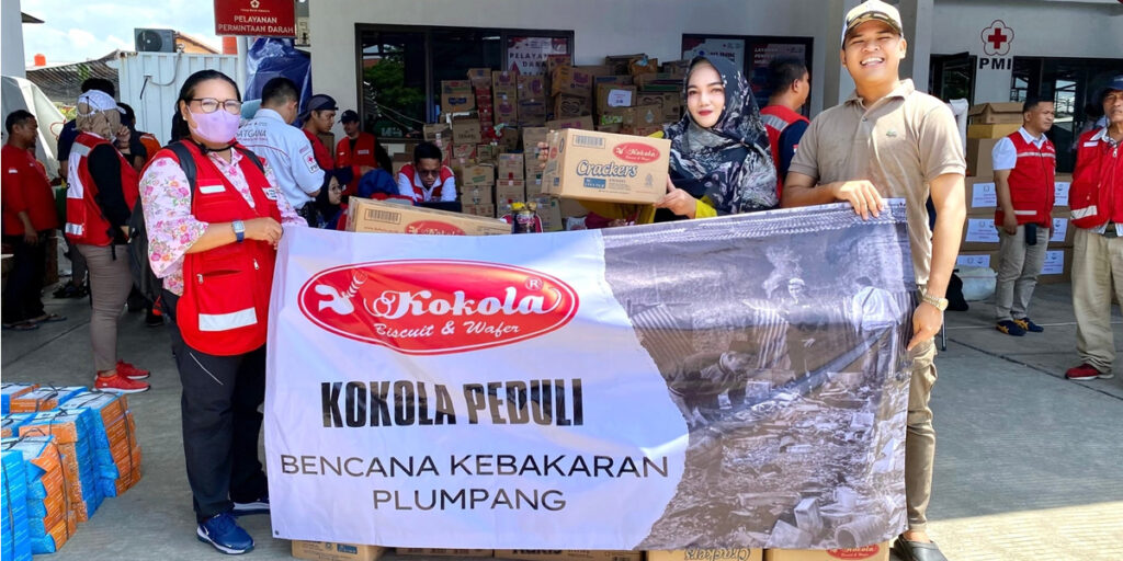 Kokola Peduli Korban Kebakaran Plumpang - kokola - www.indopos.co.id