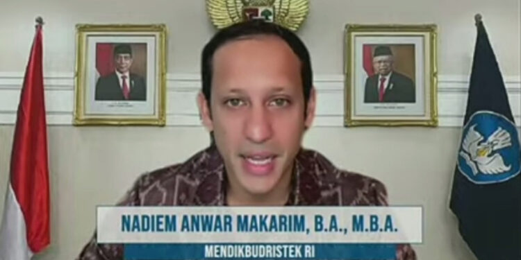 Tangkapan layar Mendikbudristek Nadiem Anwar Makarim di acara daring. Foto: Nasuha/ INDOPOS.CO.ID