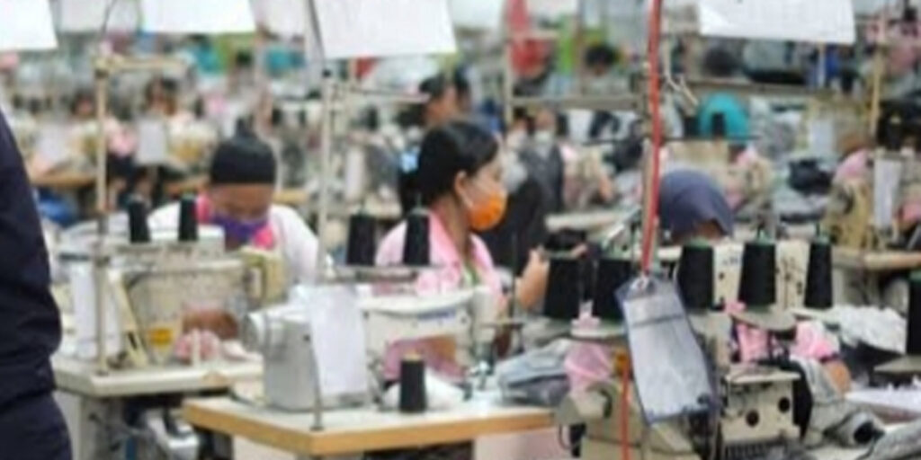 Permenaker 5/2023, DPR: Lihat Kepentingan Pekerja dan Pengusaha - pekerja tekstil - www.indopos.co.id