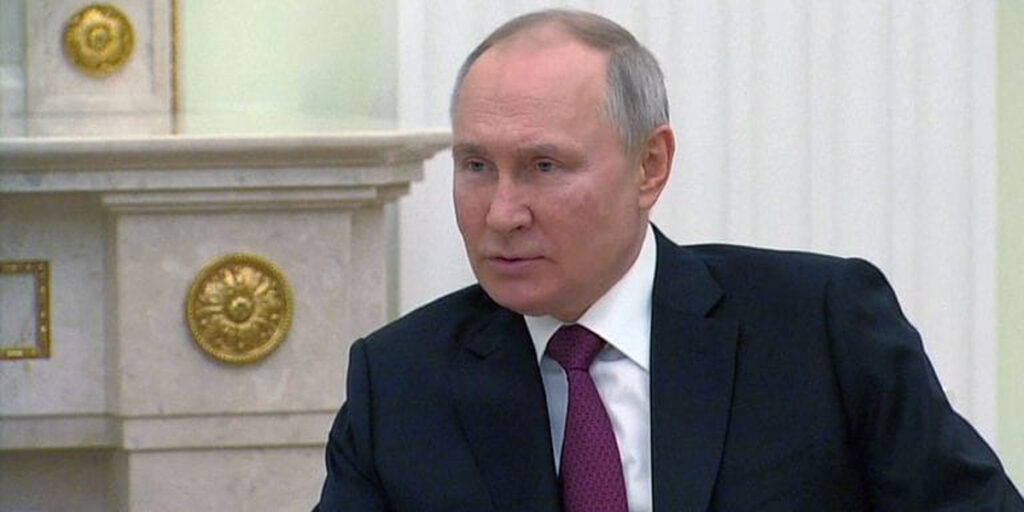 Putin Tegaskan Rusia Siap Konfrontasi dengan NATO - putin - www.indopos.co.id