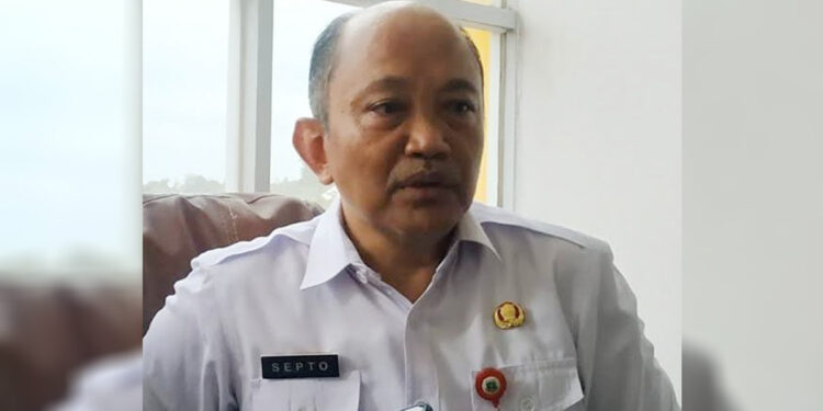 Septo Kalnadi, kepala dinas Tenaga Kerja dan Transmigrasi Provinsi Banten (Istimewa)