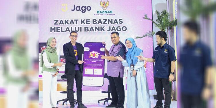 Bank Jago melalui unit usaha syariah Jago Syariah, bekerja sama dengan Badan Amil Zakat Nasional (Baznas) memberikan sarana kemudahan layanan donasi dan pembayaran zakat, infak dan sedekah (ZIS). Foto: Baznas