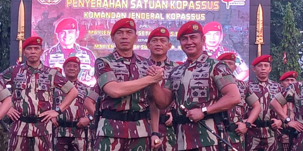 Resmi Jabat Danjen Kopassus Ke-36, Ini Janji Mayjen TNI Deddy Suryadi - kopassus - www.indopos.co.id