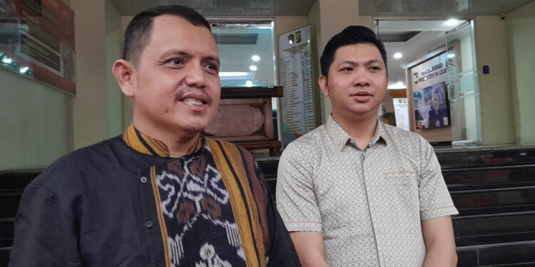 Ketua KPMH Aulia Fahmi memberikan keterangan soal kasus dugaan penggelapan investasi asing Polda Metro Jaya. Foto: Ist