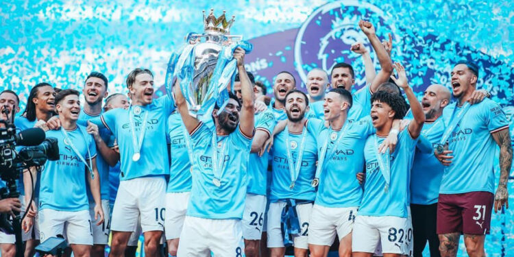 Manchester City merayakan kemenangan sebagai juara Liga Premier di Etihad Stadium, Minggu (21/5/2023), setelah mengalahkan Chelsea dengan skor tipis 1-0. Foto: Instagram/@mancity