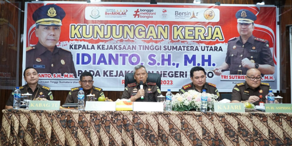 Kajati Sumut Ingatkan Seluruh Jajaran Kompak dan Tangani Perkara Dengan Profesional - kejagung - www.indopos.co.id