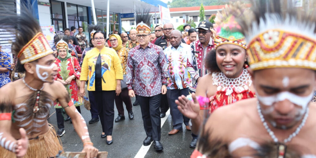 Perkuat Pelayanan Publik di Timur Indonesia, Menteri Anas Resmikan MPP Pertama di Papua - menpan 3 - www.indopos.co.id