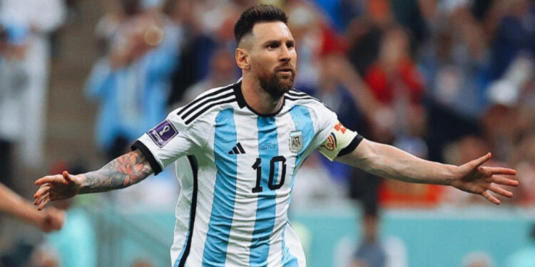 Kapten Timnas Argentina Lionel Messi saat tampil di Piala Dunia 2022 Qatar. Foto: Dok Instagram