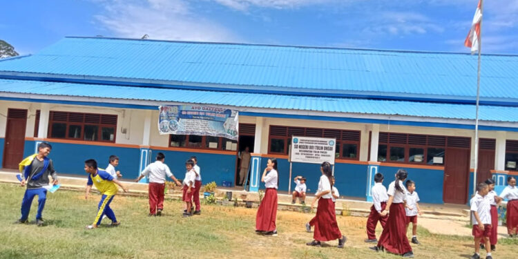 Program BRI Peduli Sekolahku memberikan bantuan pembangunan/renovasi untuk SDN 001 Tulin Onsoi, Nunukan, Kalimantan Utara. Foto: Dok. BRI