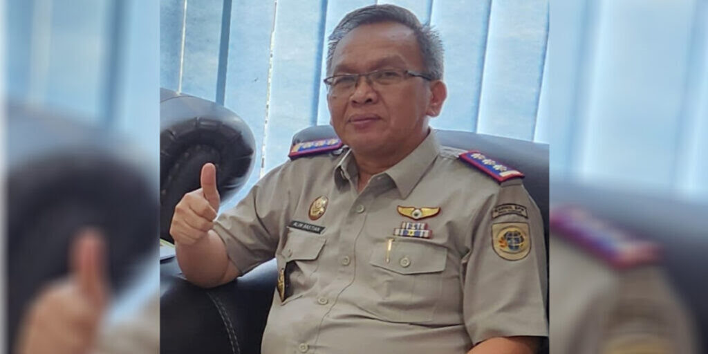 Masyarakat Kota Padang Diimbau Gunakan Loket Prioritas - alim - www.indopos.co.id