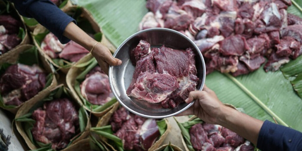 Dorong Masyarakat Jadi Solusi untuk Polusi Plastik melalui Kontes Foto di Instagram - daging kurban - www.indopos.co.id