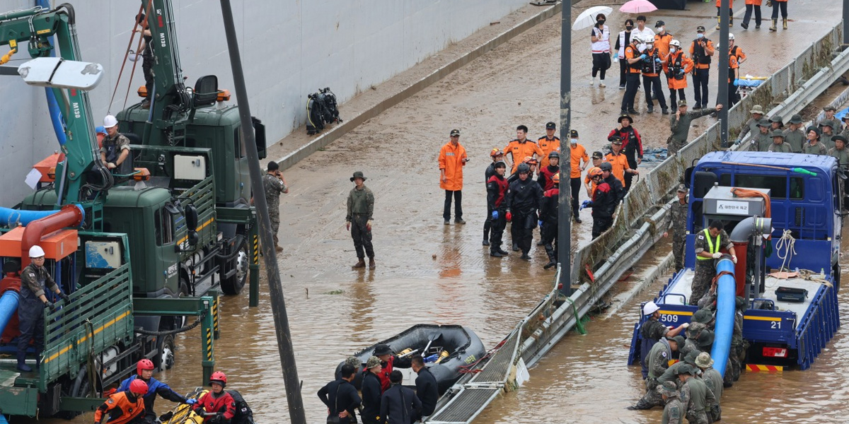 Banjir Dan Tanah Longsor Di Korea Selatan, 41 Orang Tewas Dan 10 Ribu ...